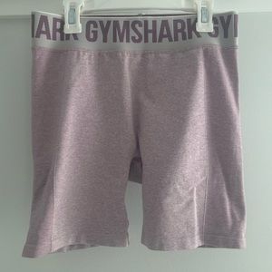 gymshark lilac large booty lifting workout shorts